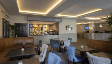 Grand Canal Hotel | Dublin 4 | Canal Express Lobby Bar at the Grand Canal Hotel